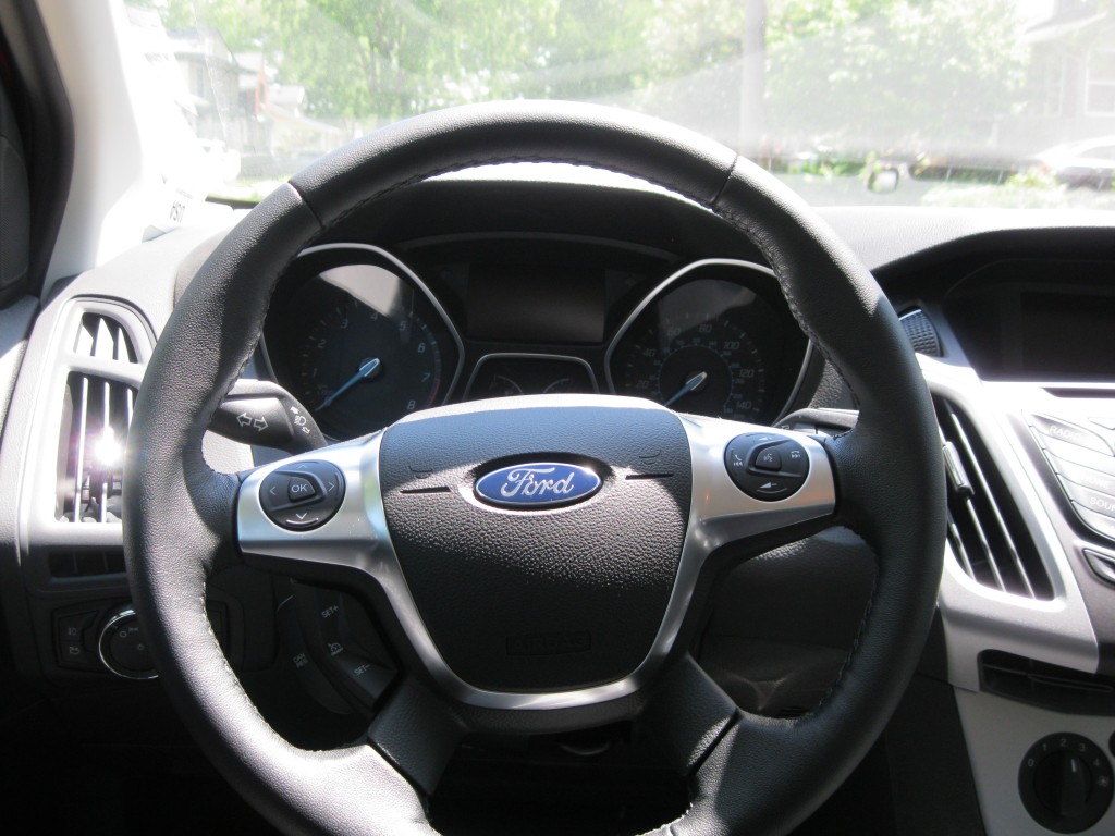 Ford Focus Steering Wheel